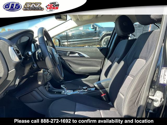 Used 2017 INFINITI QX30 FWD image 10