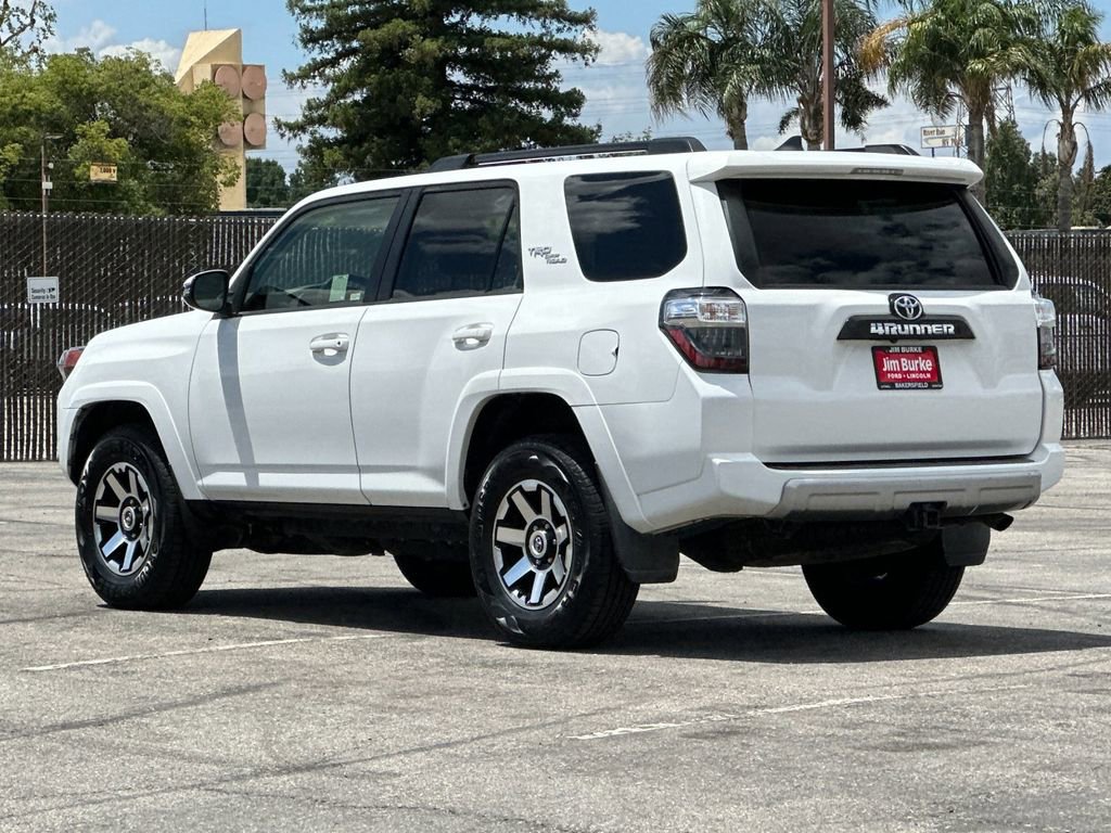 Used 2022 Toyota 4Runner TRD Off-Road Premium AWD/4WD image 5