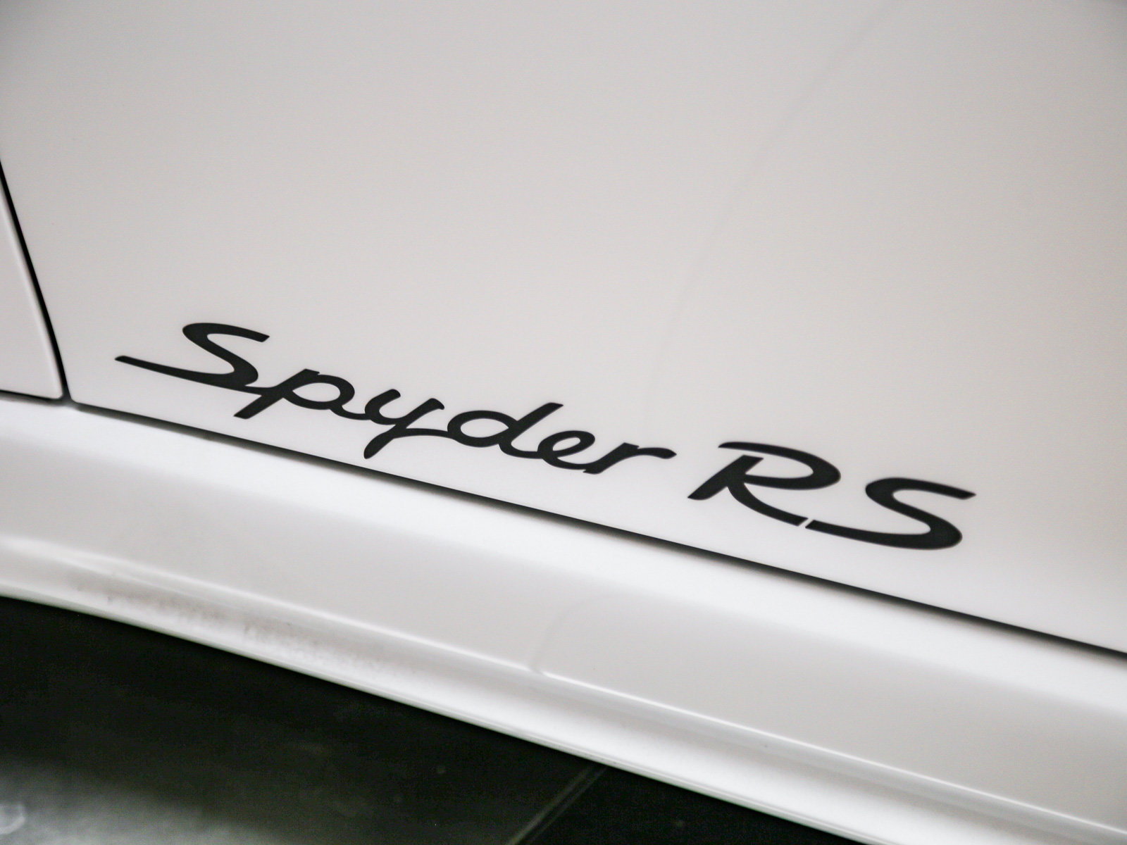 Certified 2025 Porsche 718 Boxster Spyder RS RWD image 16