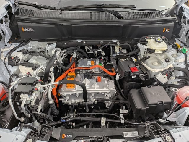 New 2027 Cadillac Vistiq Luxury w/ LPO, Floor Liner Package AWD/4WD image 34