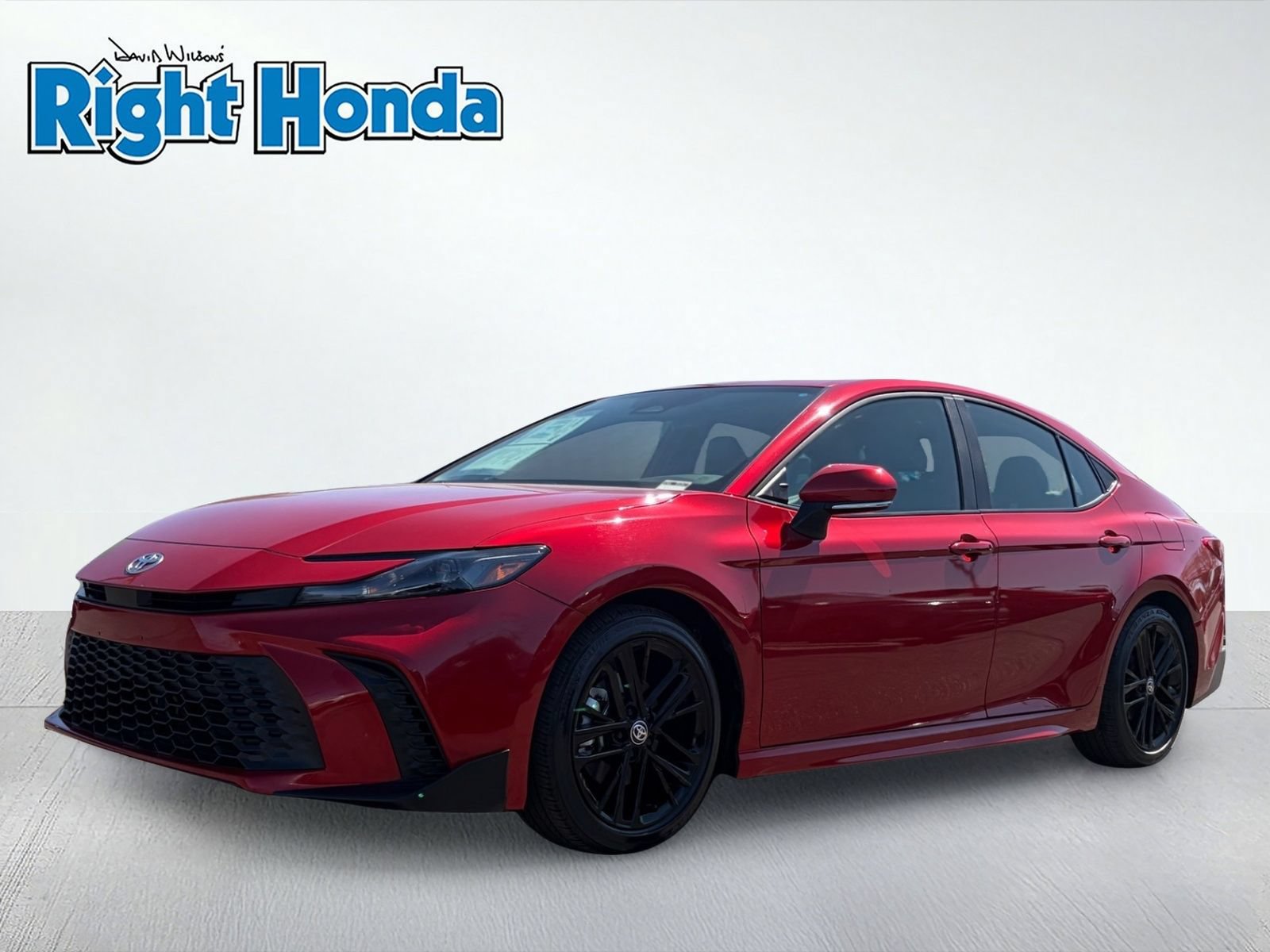 Used 2025 Toyota Camry SE w/ Multimedia Upgrade Package FWD image 2