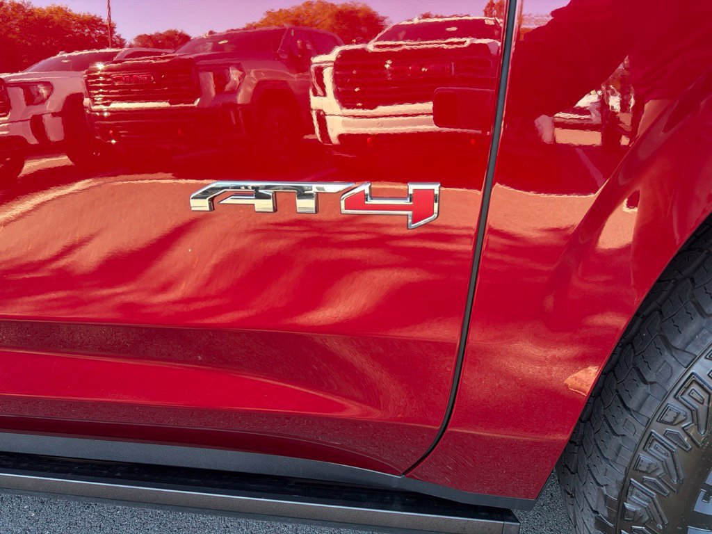 New 2026 GMC Yukon AT4 w/ AT4 Premium Plus Package AWD/4WD image 10
