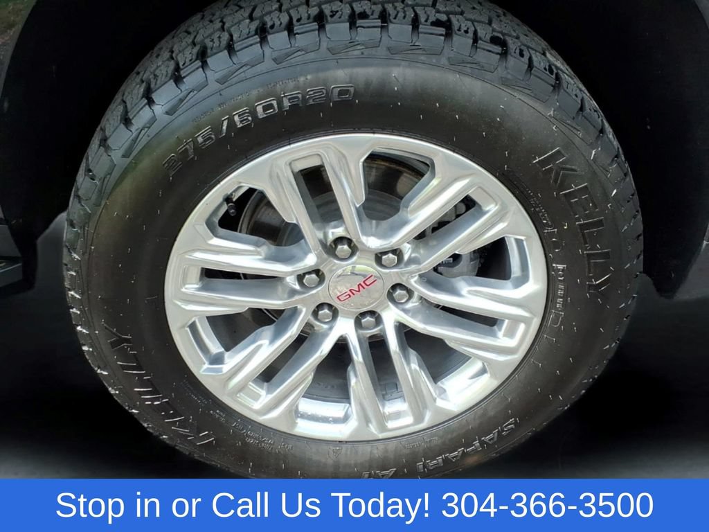 Used 2024 GMC Yukon SLT AWD/4WD image 8