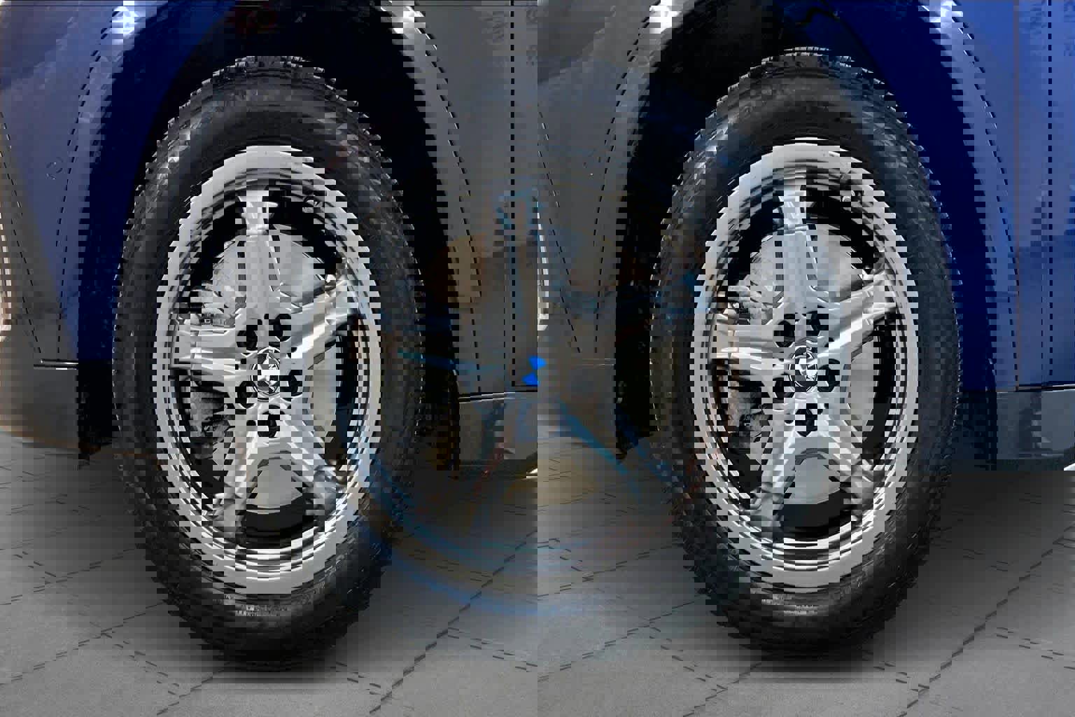 Used 2025 BMW X1 xDrive28i image 11