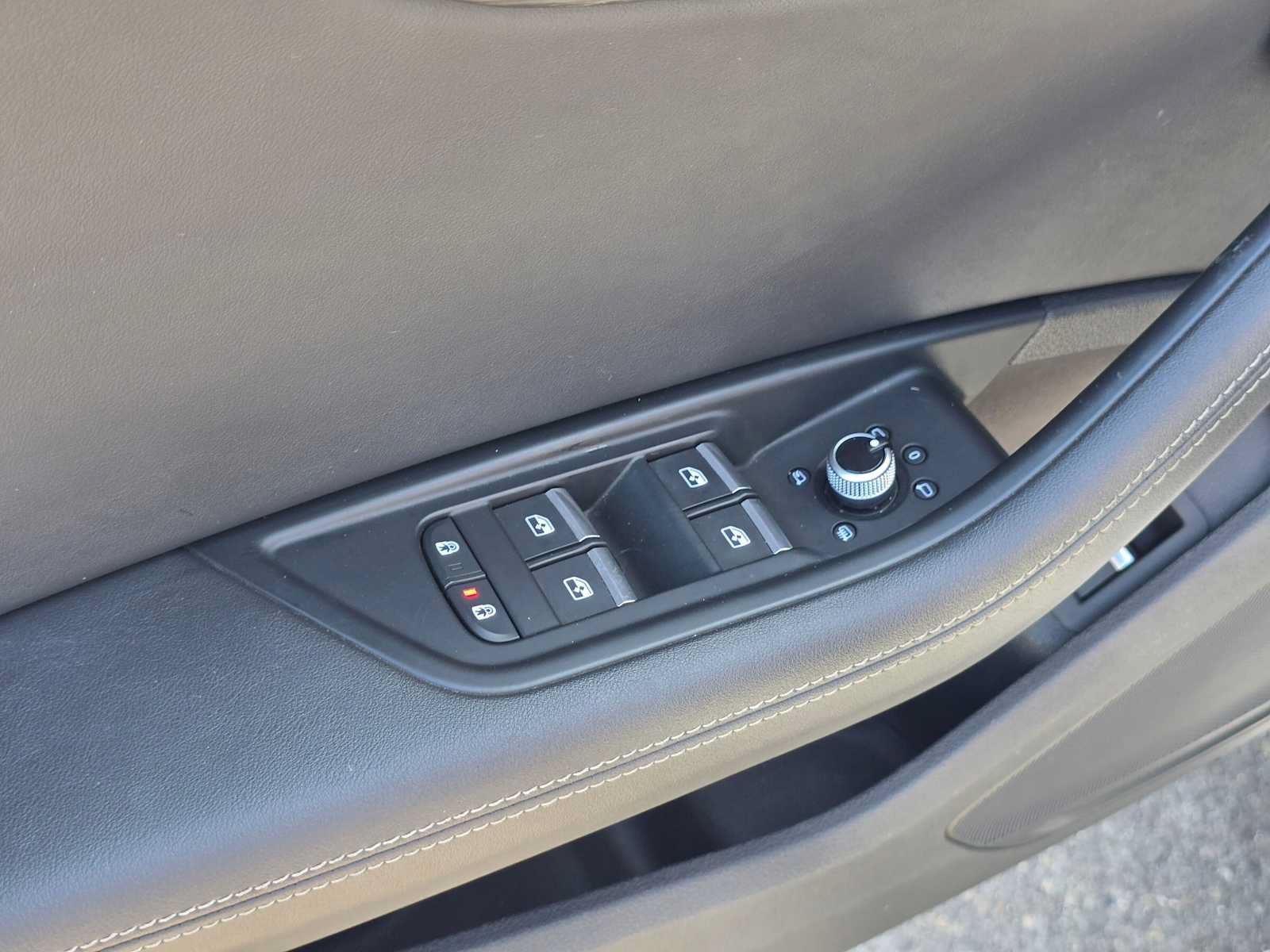 Used 2022 Audi A4 2.0T Premium Plus AWD/4WD image 23