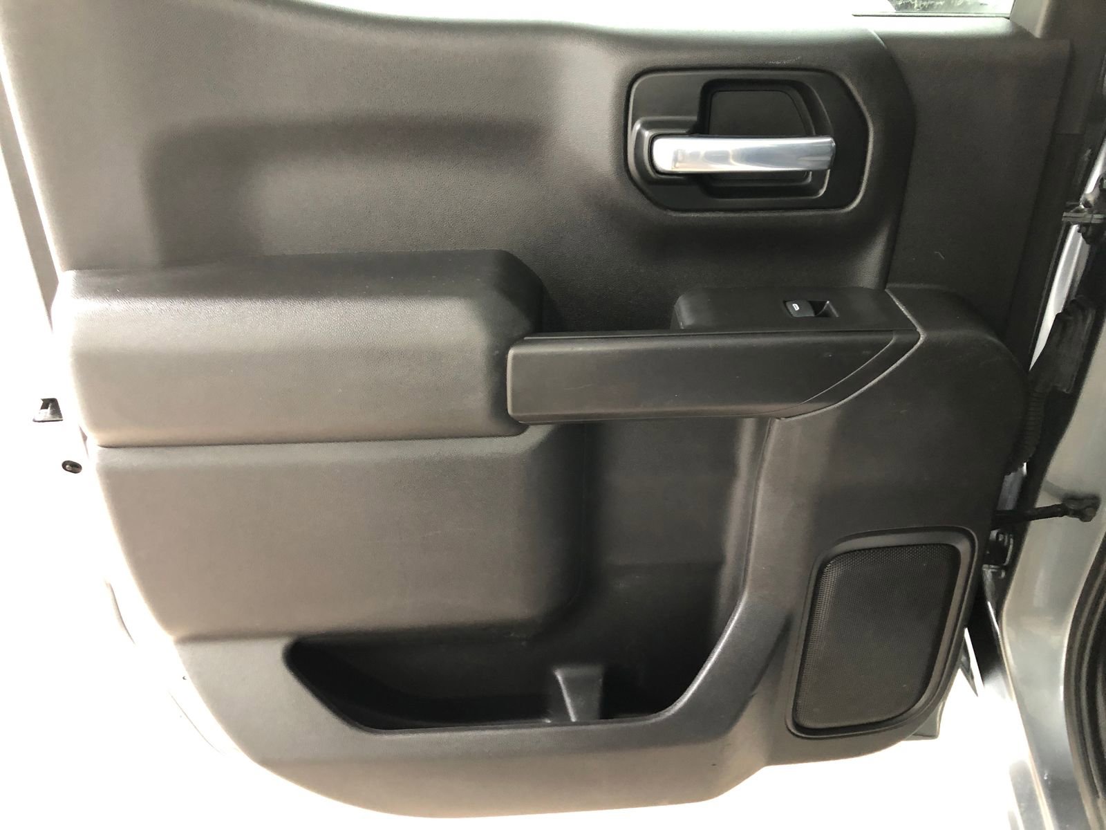 Used 2020 Chevrolet Silverado 1500 LT w/ All-Star Edition image 13