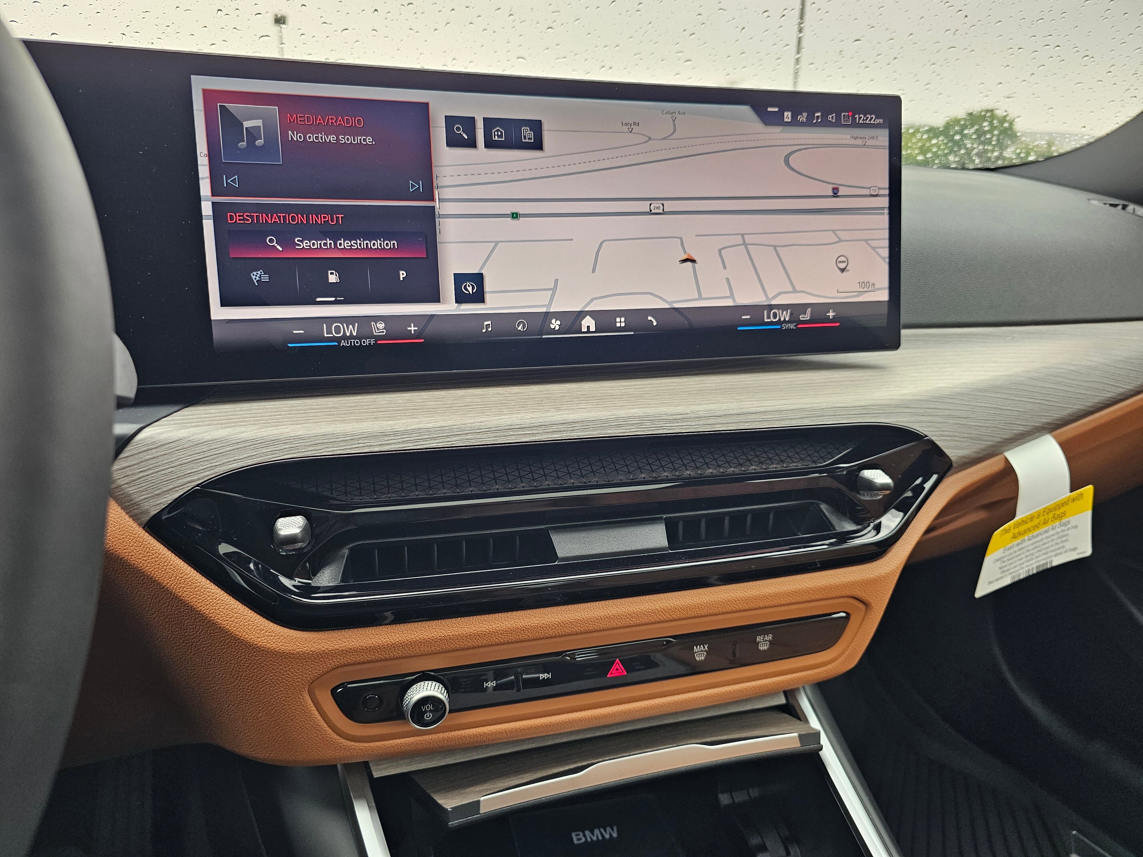 New 2025 BMW 330i xDrive Sedan w/ Premium Package image 20