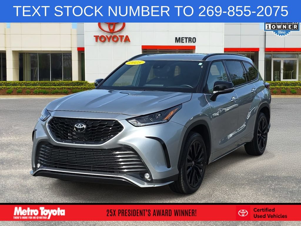 Certified 2025 Toyota Highlander XSE AWD/4WD image 1
