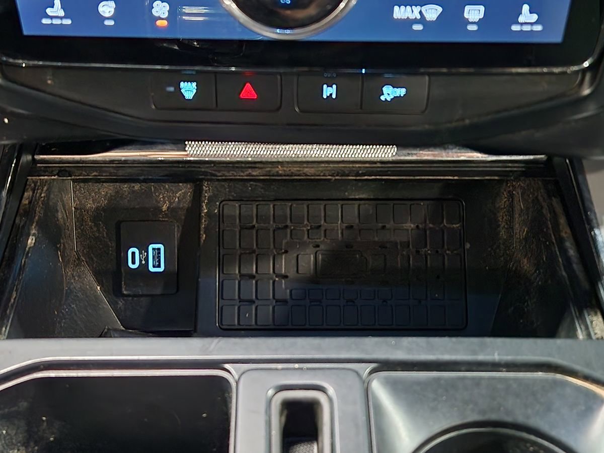 Used 2024 Ford F150 Lightning Flash AWD/4WD image 39