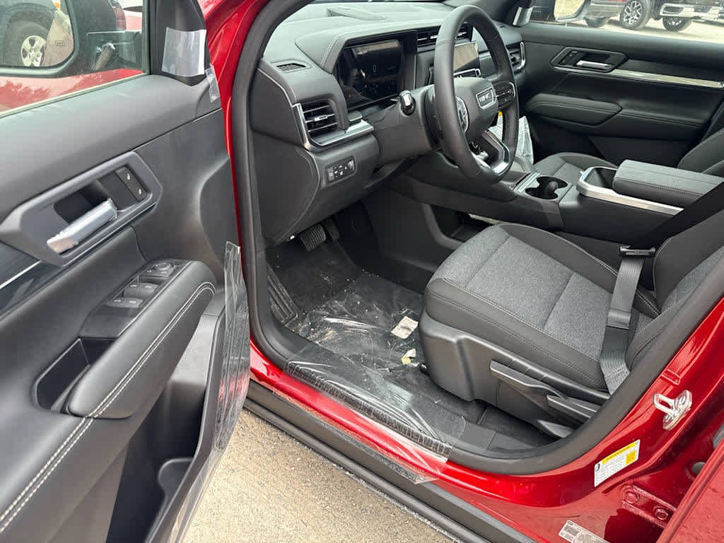 New 2027 GMC Terrain Elevation w/ Technology Package II AWD/4WD image 13