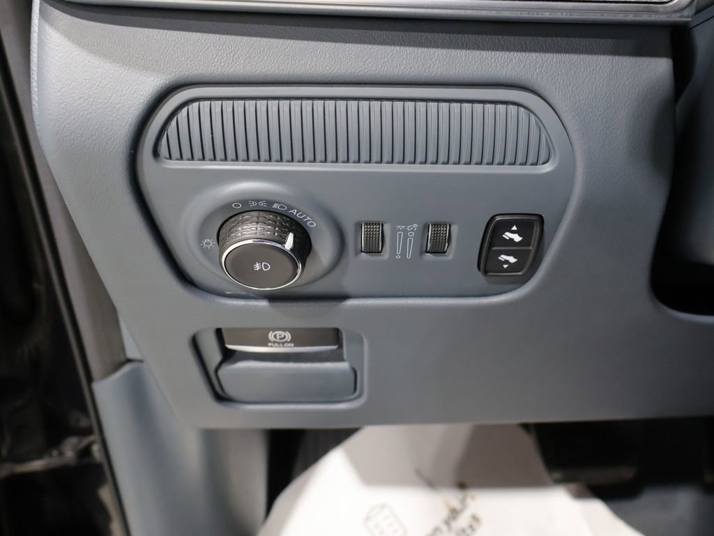 Used 2022 Jeep Grand Wagoneer Series III AWD/4WD image 31