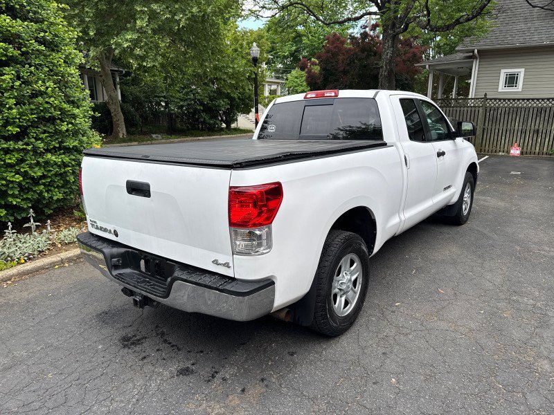 Used 2011 Toyota Tundra 4x4 Double Cab w/ Tow Pkg image 5