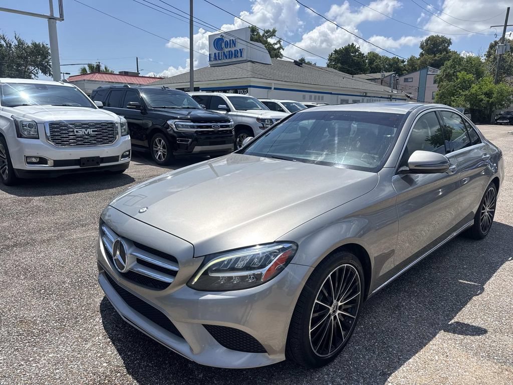Used 2019 Mercedes-Benz C 300 Sedan image 3