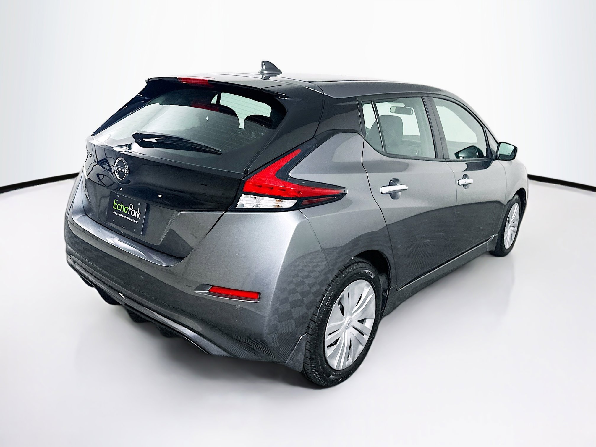 Used 2023 Nissan Leaf S FWD image 9