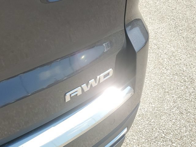 Used 2016 GMC Acadia SLE AWD/4WD image 8
