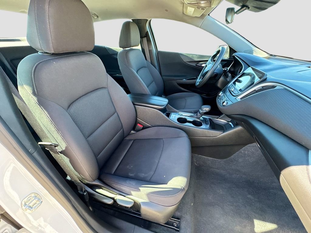 Used 2024 Chevrolet Malibu LT image 26