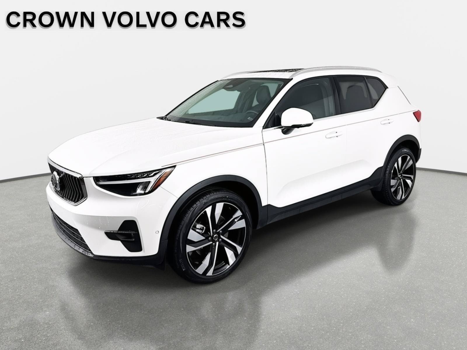Used 2023 Volvo XC40 B5 Plus w/ Climate Package