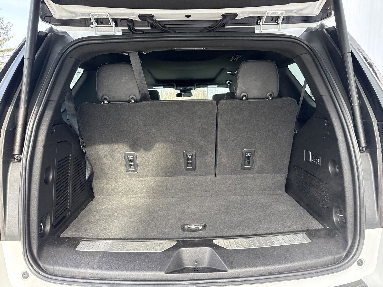 Used 2023 GMC Yukon Denali image 16
