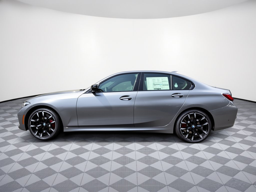 New 2026 BMW 330i xDrive Sedan w/ M Sport Package AWD/4WD image 2