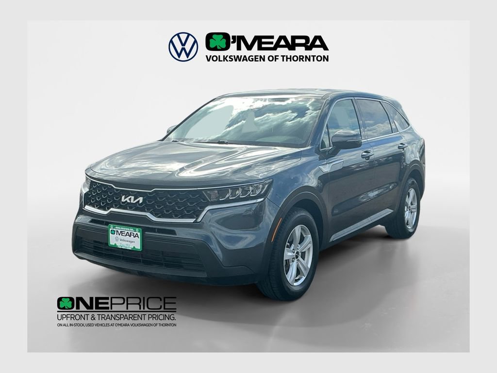 Used 2023 Kia Sorento LX image 1