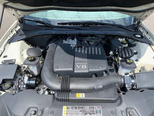 Used 2001 Lincoln LS image 4