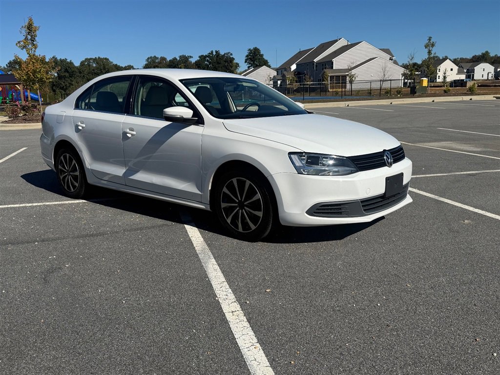 Used 2013 Volkswagen Jetta SE image 9