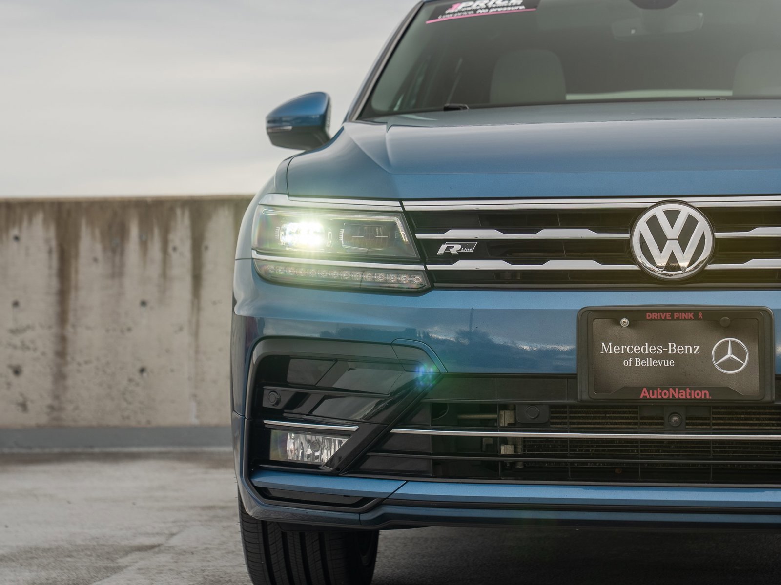 Used 2020 Volkswagen Tiguan SEL Premium R-Line AWD/4WD image 8