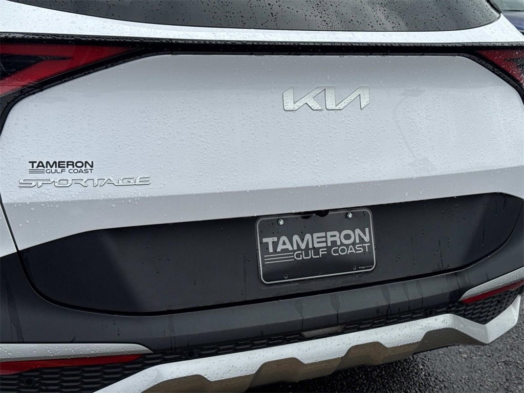 Used 2023 Kia Sportage EX image 12