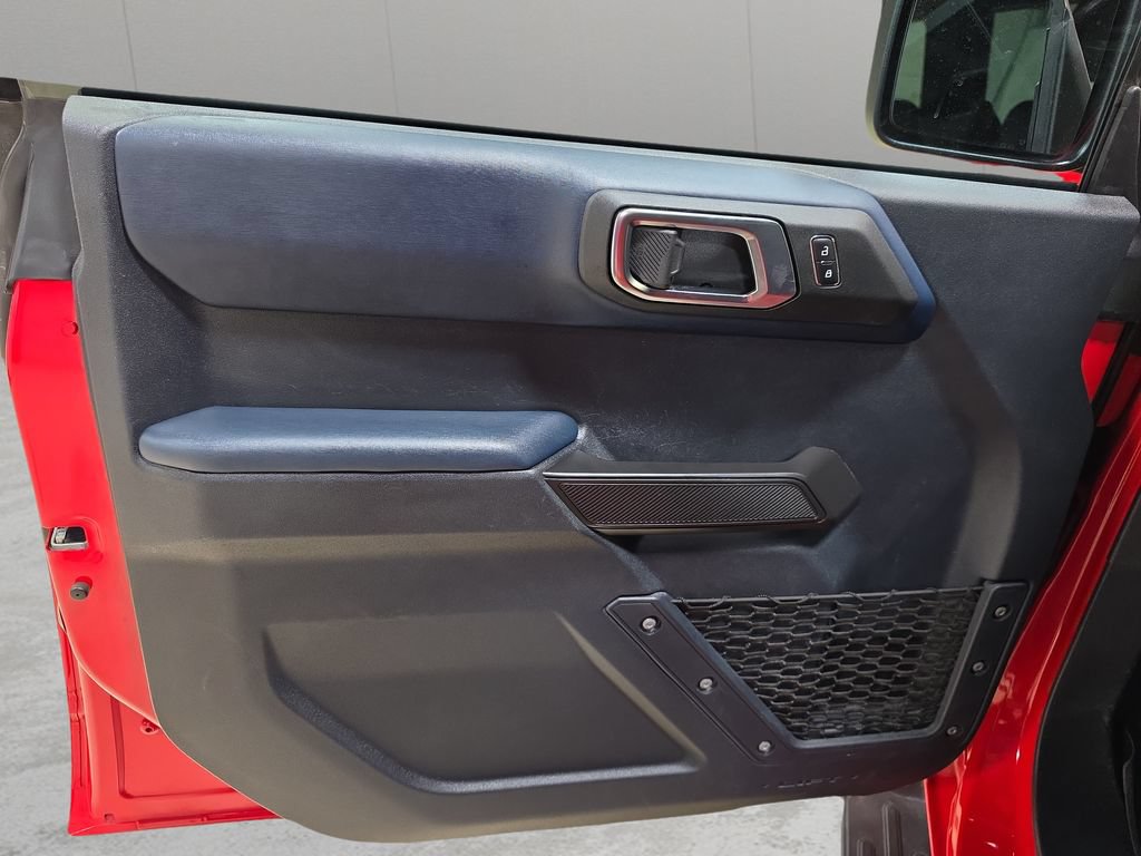 Used 2024 Ford Bronco Heritage Edition AWD/4WD image 13