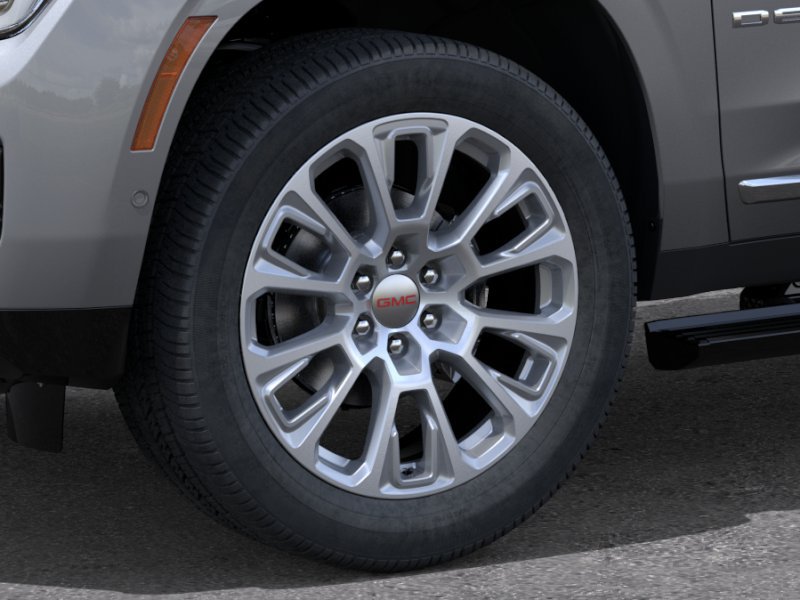 New 2026 GMC Yukon XL Denali w/ Denali Reserve Package AWD/4WD image 9