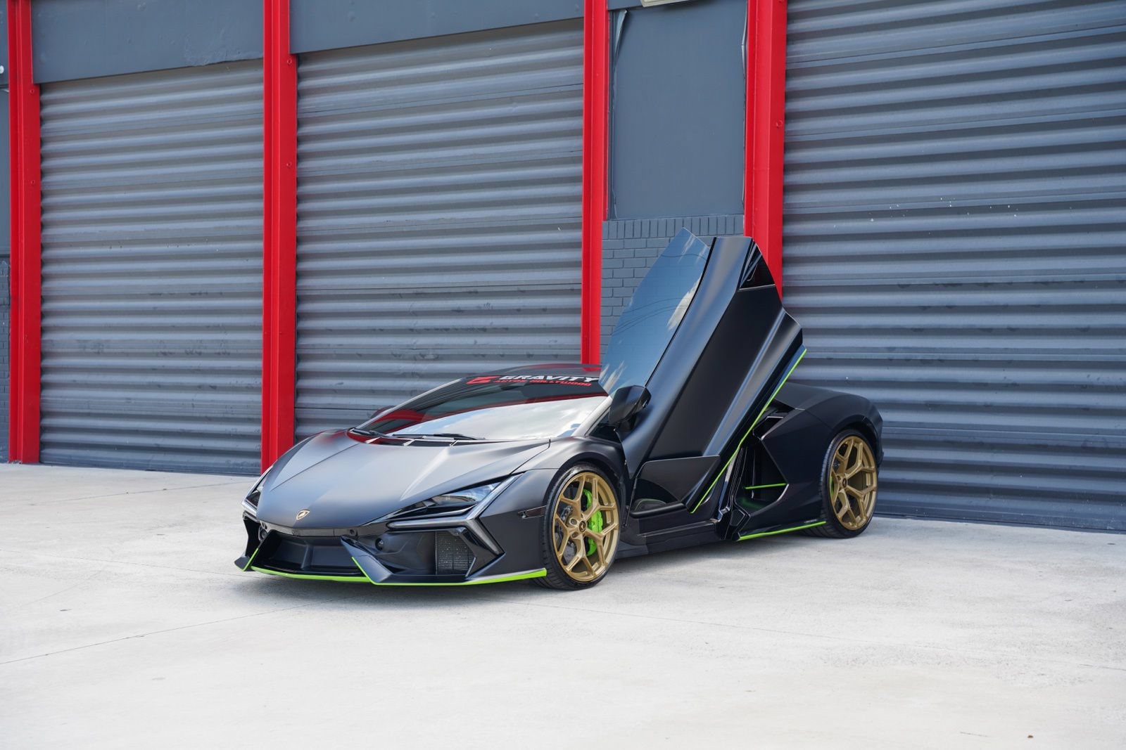 Used 2024 Lamborghini Revuelto AWD/4WD video 1