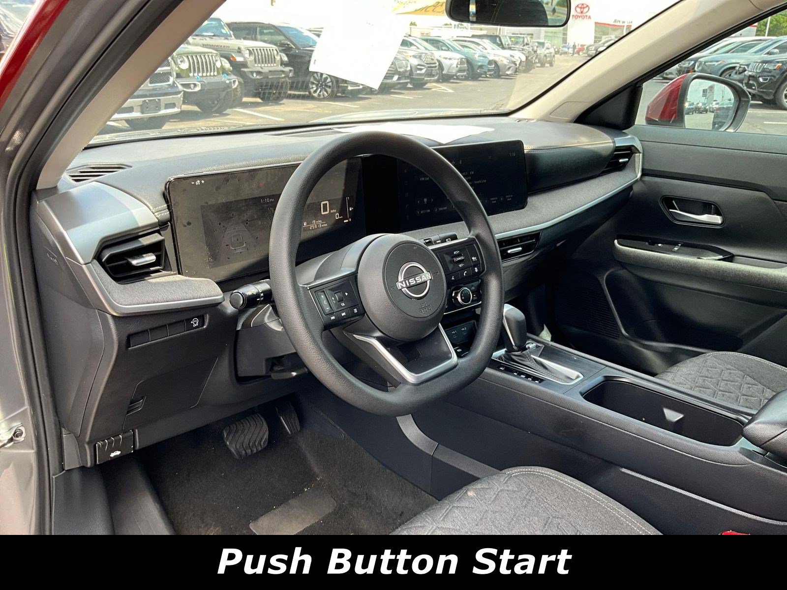 Used 2025 Nissan Kicks SV FWD image 16