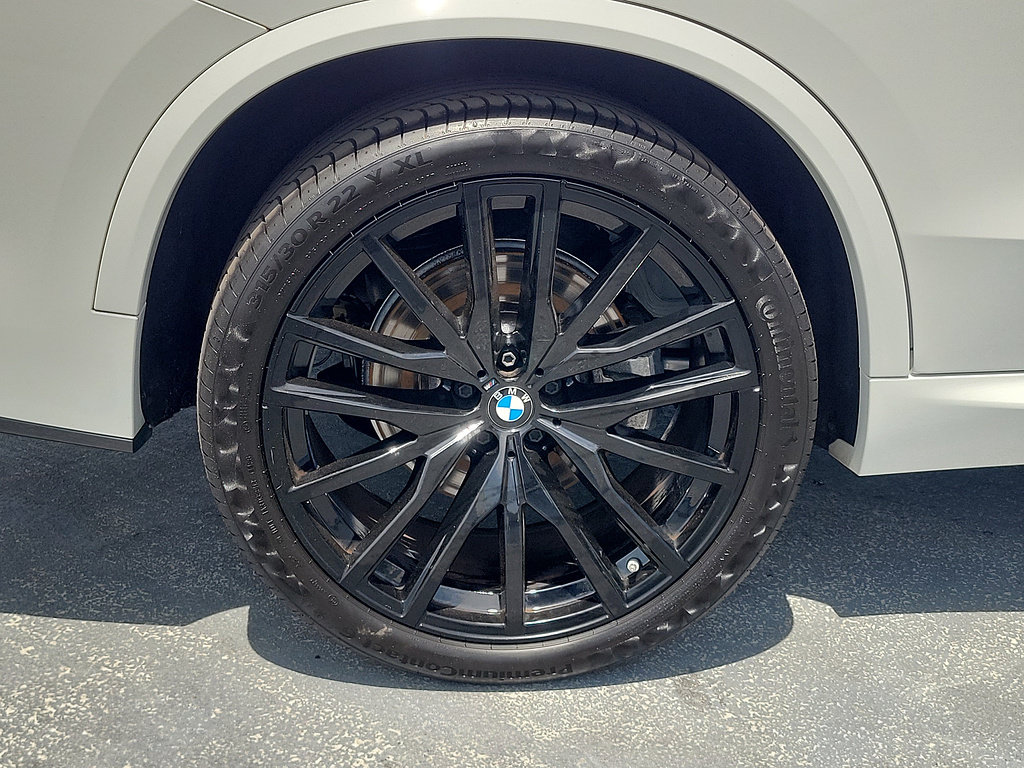 Used 2023 BMW X5 sDrive40i w/ M Sport Package RWD image 6