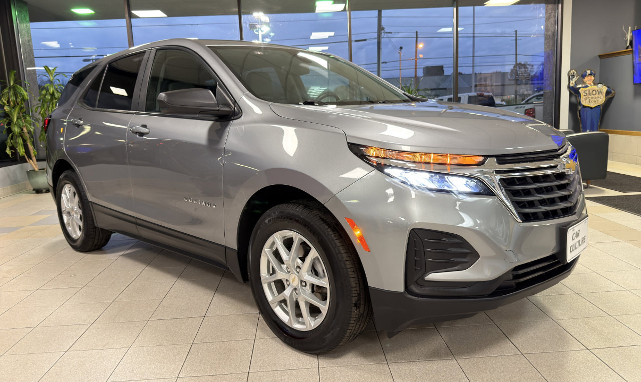 Used 2024 Chevrolet Equinox LS w/ LPO, Floor Liner Package image 5