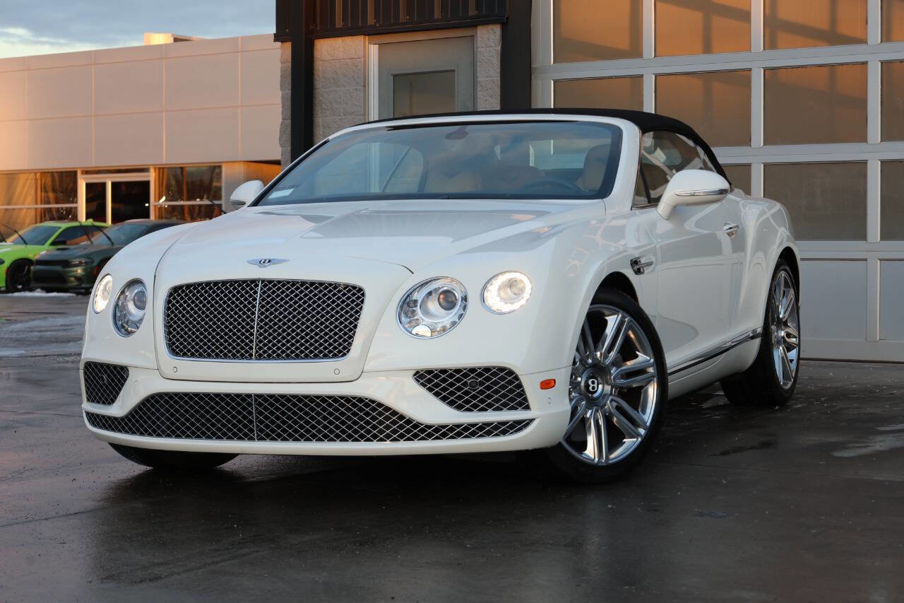 Used 2016 Bentley Continental GT image 3