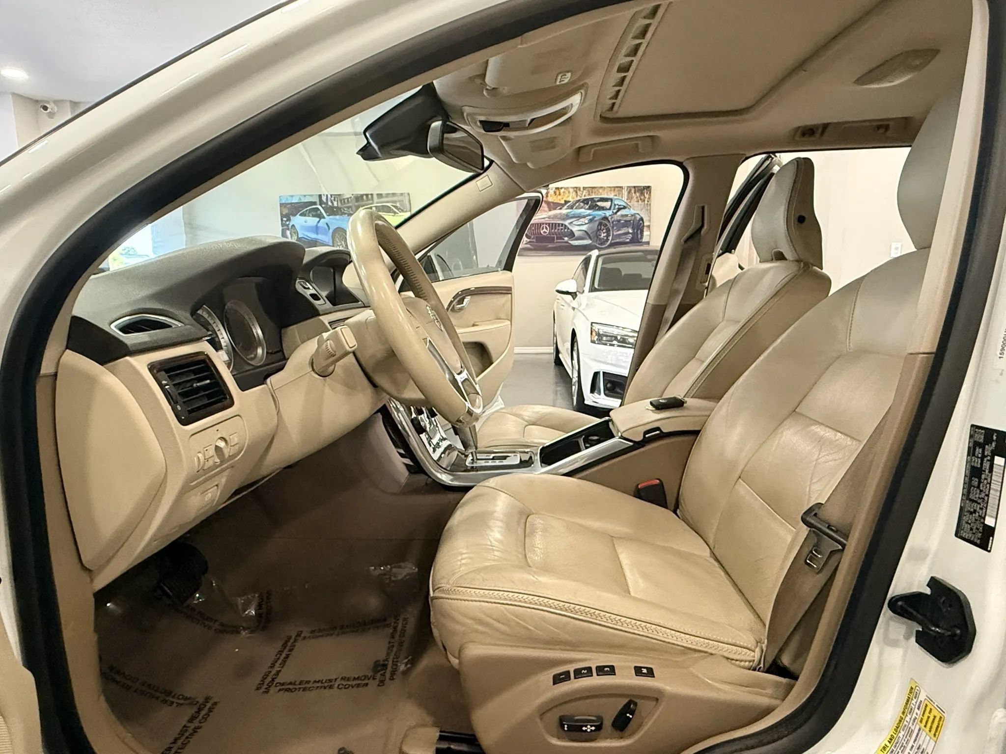Used 2012 Volvo XC70 3.2 FWD image 11