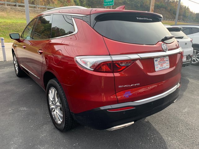 Used 2023 Buick Enclave Essence w/ Experience Buick Package image 3