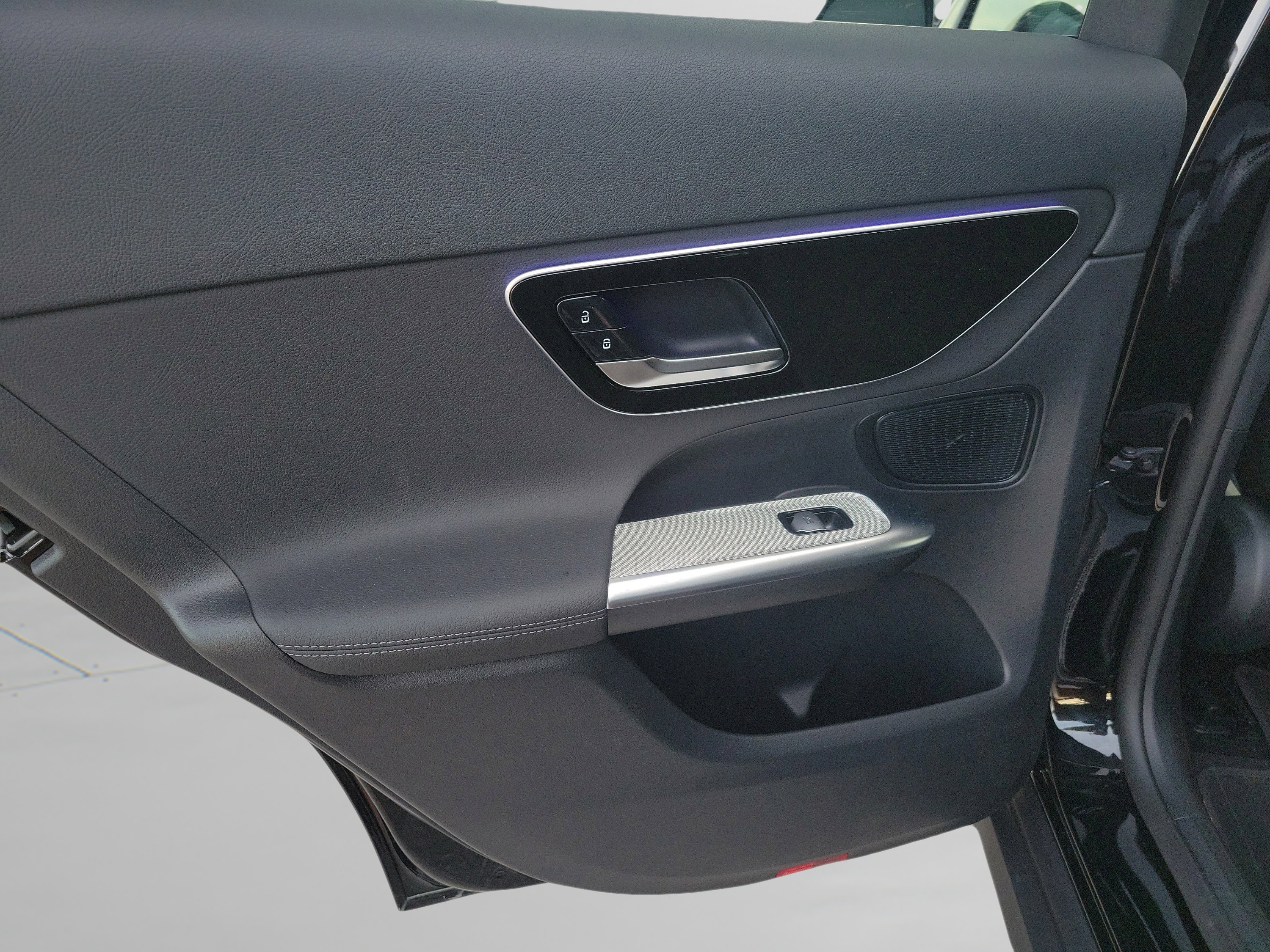 Certified 2026 Mercedes-Benz GLC 300 image 7