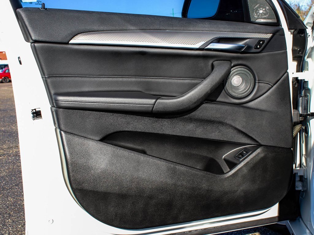 Used 2021 BMW X2 M35i w/ Premium Package image 8