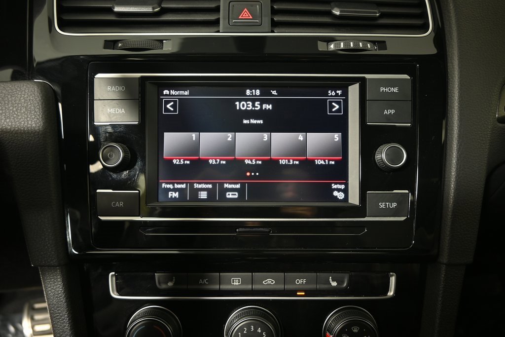 Used 2018 Volkswagen Golf 4-Door image 27