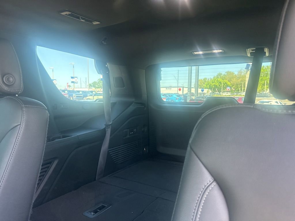 Used 2022 Chevrolet Tahoe Z71 w/ Off-Road Capability Package image 15