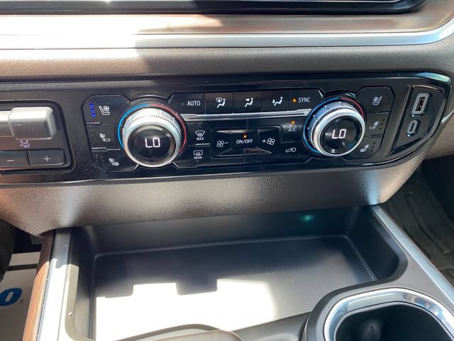 Used 2025 GMC Sierra 1500 SLT AWD/4WD image 19