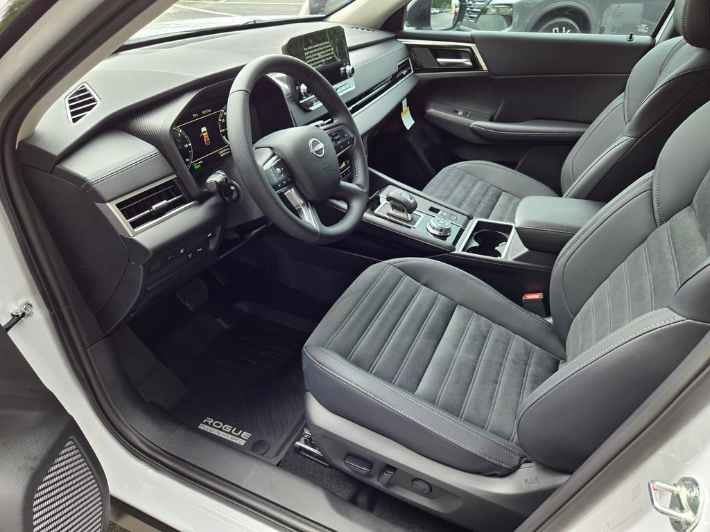 New 2026 Nissan Rogue SL AWD/4WD image 13