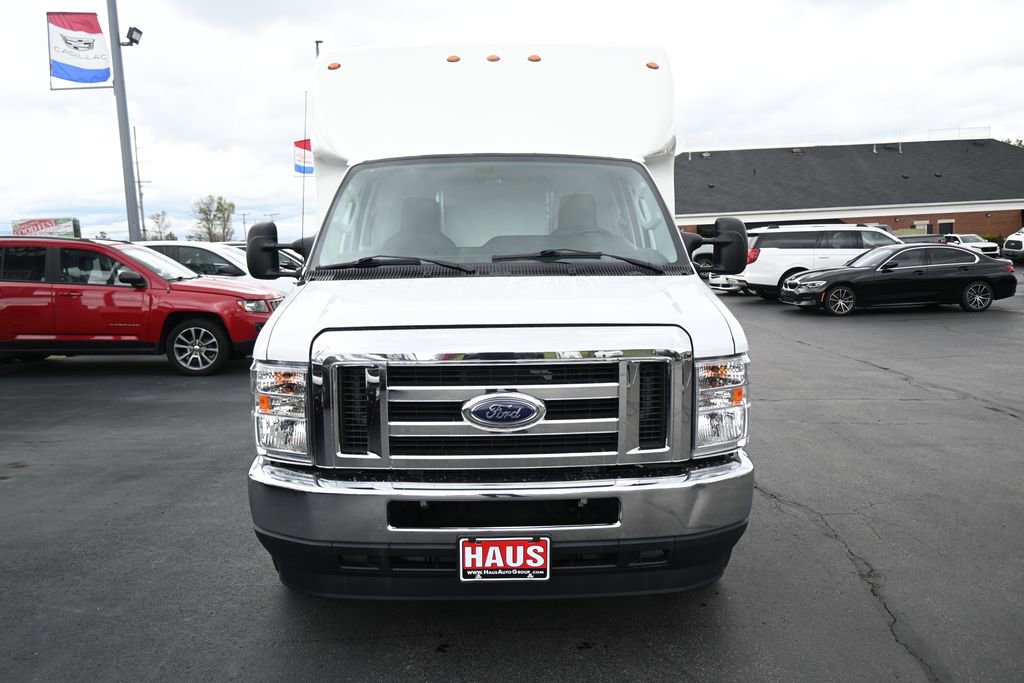 Used 2021 Ford E-350 and Econoline 350 Super Duty w/ Power Windows & Locks Group RWD image 2