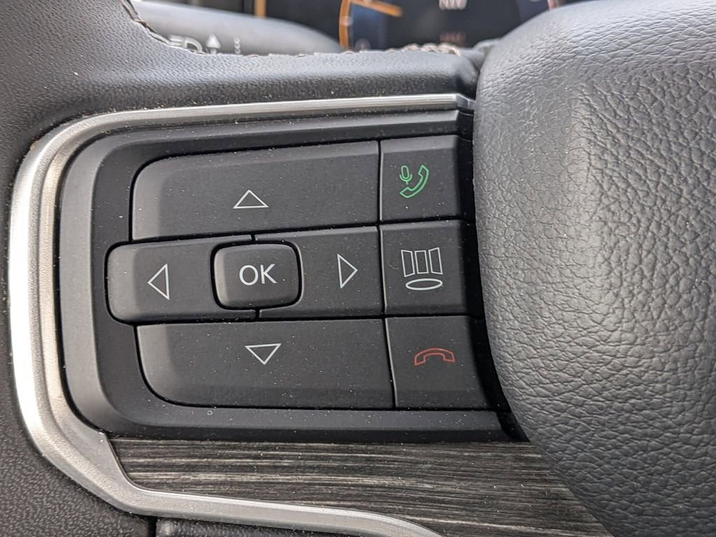 Used 2024 Jeep Wagoneer Series II w/ Flexible Seating Group image 26