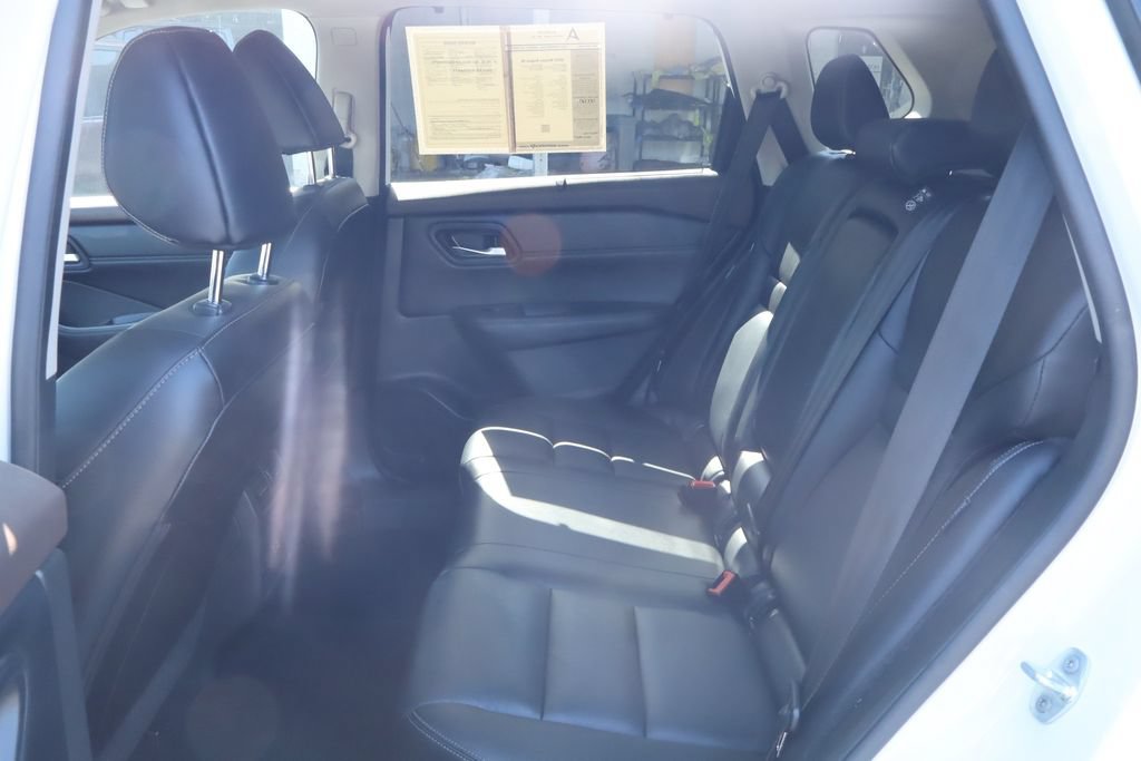 Used 2023 Nissan Rogue SL w/ SL Premium Package FWD image 32