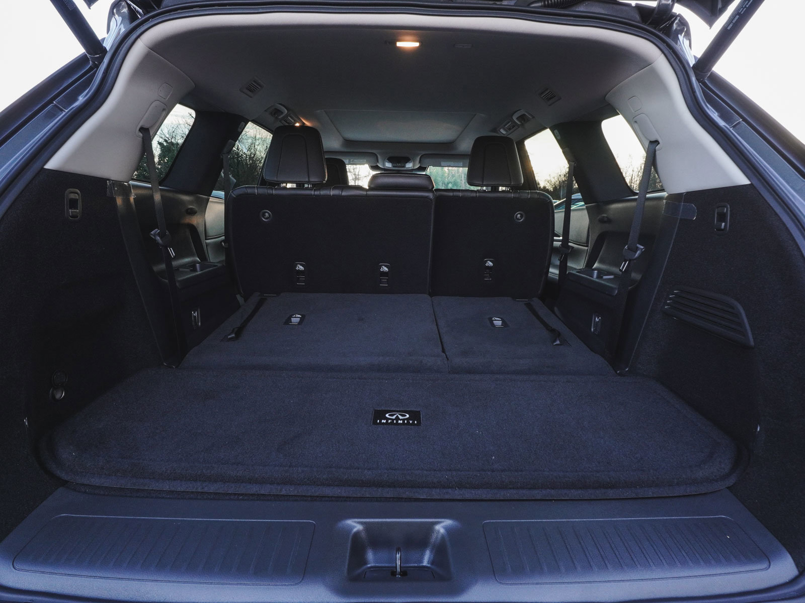 Used 2025 INFINITI QX60 Pure w/ Cargo Package image 43