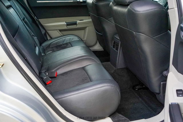 Used 2006 Chrysler 300 SRT8 w/ SRT Option Group II image 30
