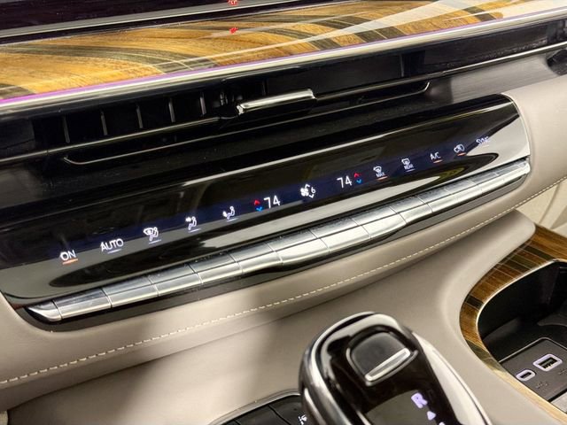 Used 2023 Cadillac Escalade ESV Premium Luxury Platinum image 16