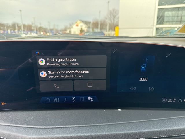 Used 2025 Cadillac XT4 Premium Luxury image 16